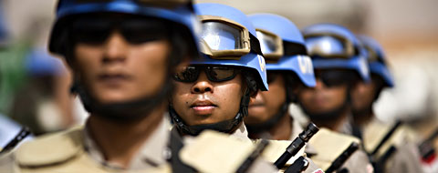 Oficerowie indonezyjskiego kontyngentu Łączonej Operacji Unii Afrykańskiej i Narodów Zjednoczonych w Darfurze (African Union - United Nations Hybrid Operation in Darfur – UNAMID).
